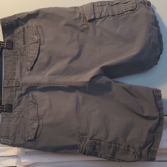 Quicksilver shorts - Picture 3 of 4